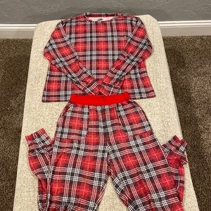 LIKE NEW- PINK- extra soft plaid XS pj set